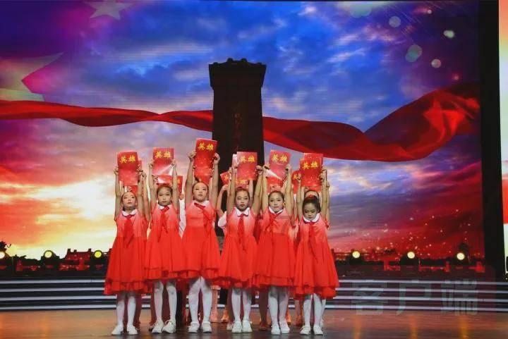 直映认字app下载官网游戏画面